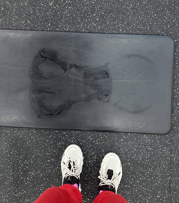 Would this be arse over tit? https://t.co/TvrdBvi6uR