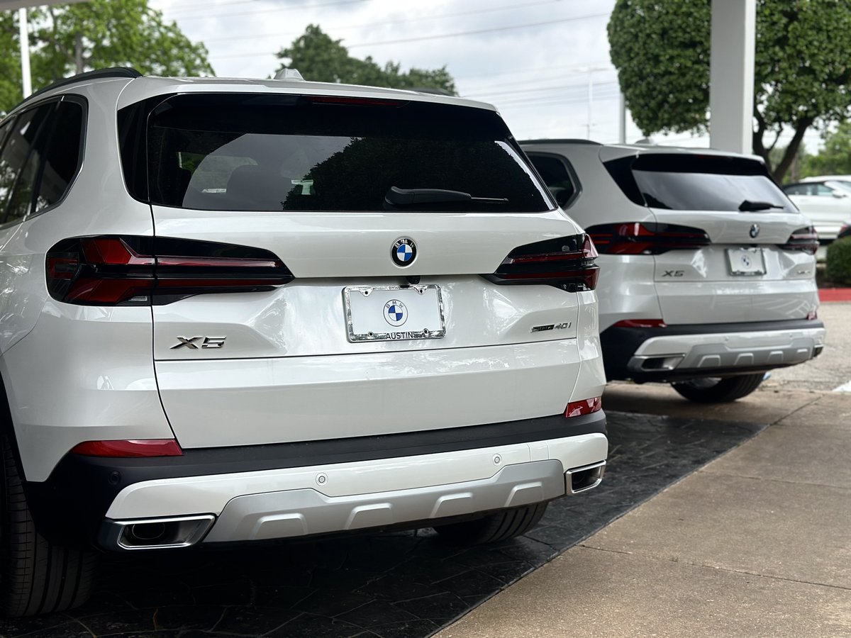 Debating on a rear-wheel or an all-wheel drive BMW X5? Come in and decide what’s best for you. #BMWAustin #BMWX5