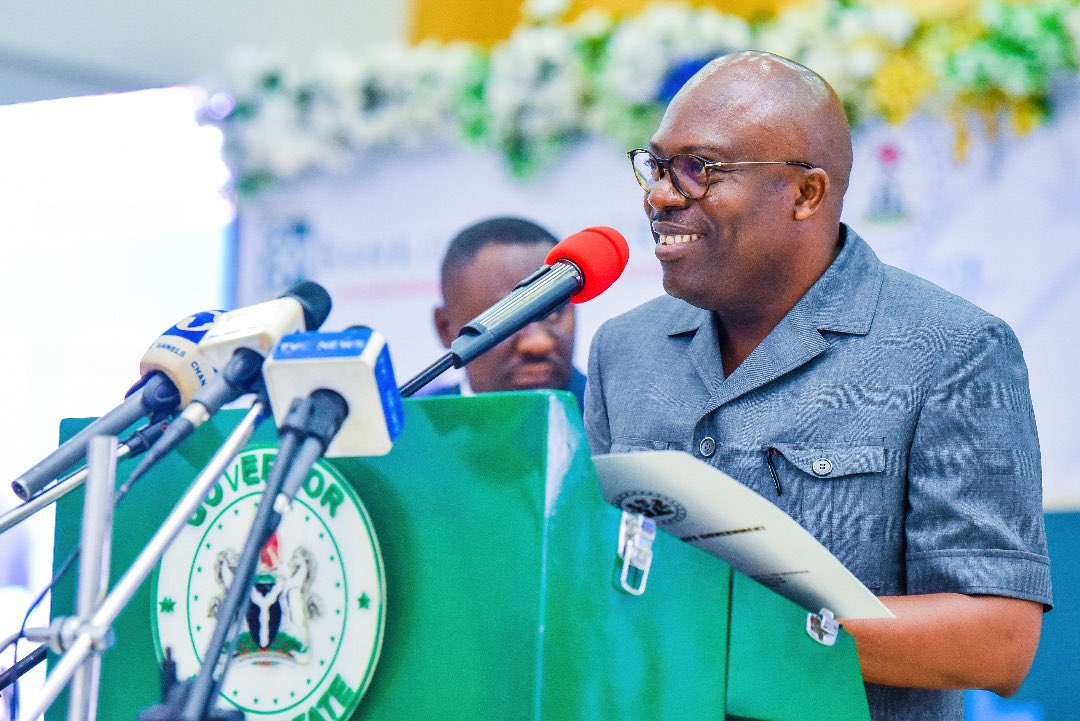 GOV. FUBARA PRESENTS N3.6B FOR 3,066 MSMES AS HE LAUNCHES LOAN SCHEME ...Charges BOI on supporting more businesses in Rivers State Rivers State Governor, Sir Siminalayi Fubara has presented cheques valued at N3.6 billion to 3,066 micro, small and medium-scale enterprises and…