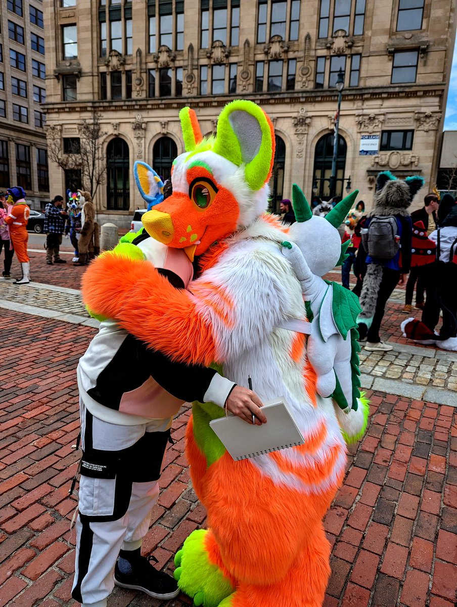 Get over here! 😤 Please?...🥺👉👈

Sorry @aidens_design theres no escape now 🥰

#FursuitFriday #FCL2024 #Furcationland
🧵: @birdkinq
📷: @DeerOfTurquoise