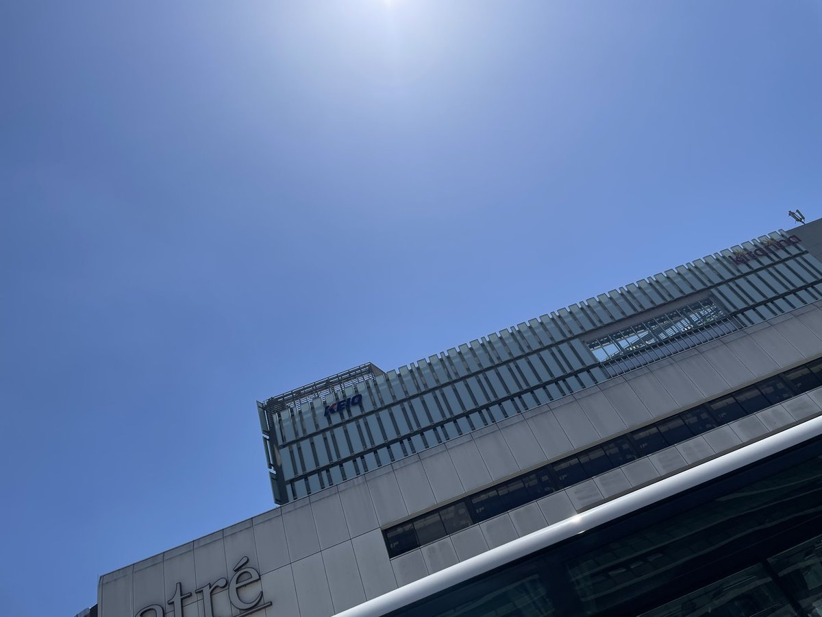 今日は村上達郎バンドで吉祥寺音楽祭でした！
なんと言うか普通に音楽が楽しめました！
青空に響く達郎くんの声がとても心地良くいいドラムが叩けたような気がします！
ご来場の皆様ありがとうございました🔥