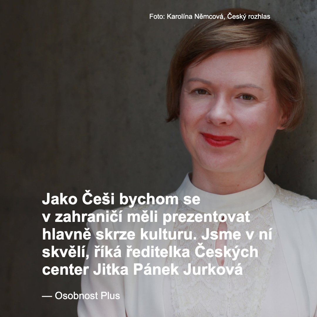 Proč je Jitka Pánek Jurková hrdá na to, že je Češka? Jak se měnil pohled na kulturní diplomacii po sametové revoluci až po současnost? A jaký je vliv technologií na @Ceska_centra? Moderuje @MichaelRozsypal. 🔗 rozhl.as/9W6 #OsobnostPlus