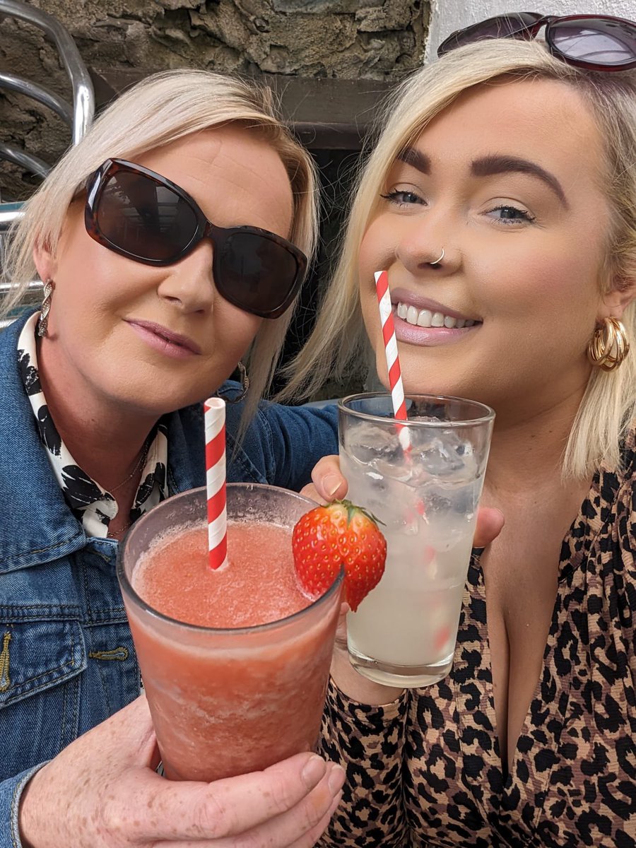 WhiteHorseStFld's tweet photo. One of first strawberry daiquiris made today being enjoyed by a lovely customer! 🍓😎

£5 strawberry daiquiris all day today! 

Come on down… https://t.co/KsOvXRcghG