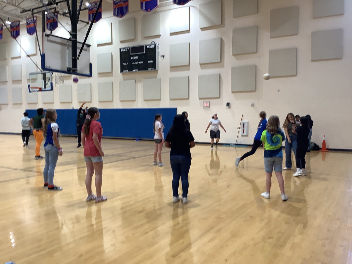 JamestownMiddle's tweet image. CONGRATS to all our Tigers who had growth in BOTH ELA and MATH on the 3rd quarter MAP test!!!  We had the best time eating snacks, listening to music and playing games in the gym!  GO TIGERS!!!