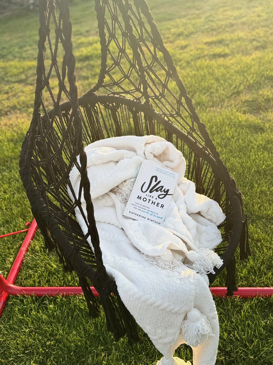 EQUIP_Life's tweet photo. Treat Mom to relaxation this Mother’s Day with the EQUIP Macrame Outdoor Hammock Chair. Crafted for comfort and style, it’s a perfect addition to any outdoor space. Shop now at https://t.co/KsDwDIqhdu! 💐🌻🌈 #mothersday https://t.co/iYcT6SaAbO https://t.co/QzF6x24TzD