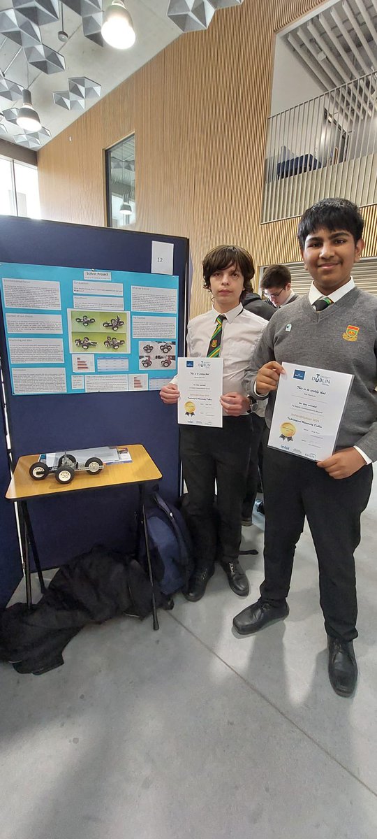 5 groups of TY students took part in the regional Scifest competition in TUD, Grangegorman. Congratulations to Simon and Ken for winning a commemendation award for their project on, 'Designing a Rubber Band Car'. @WeAreTUDublin @SciFest4STEM @ERSTIRELAND