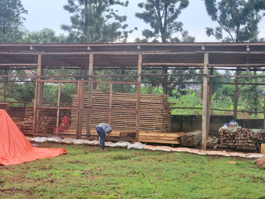 🌳 Discover the beauty of woodcraft at Peha Woods! 🌲 Whether you're into construction or woodworking, we've got you covered with top-quality wood products. 

Find us at Plot 138 Kyabazinga Way, opposite Shell, Jinja, Uganda.  Visit us today #PehaWoods #Woodcraft #JinjaUganda 🇺🇬