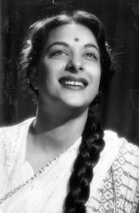 Remembering the legendary Nargis Dutt Ji on her death anniversary.

#NargisDutt