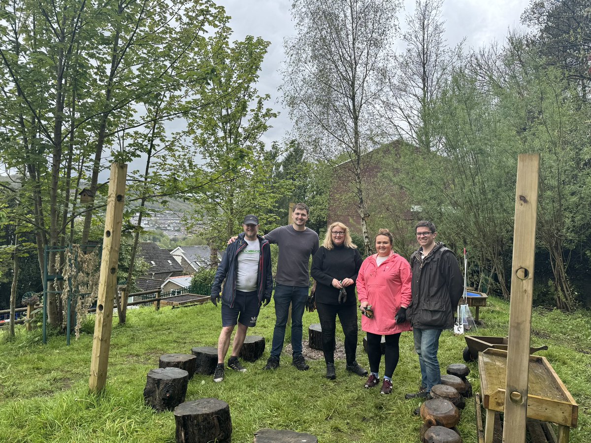 Coed-Y-Lan Primary School tweet media