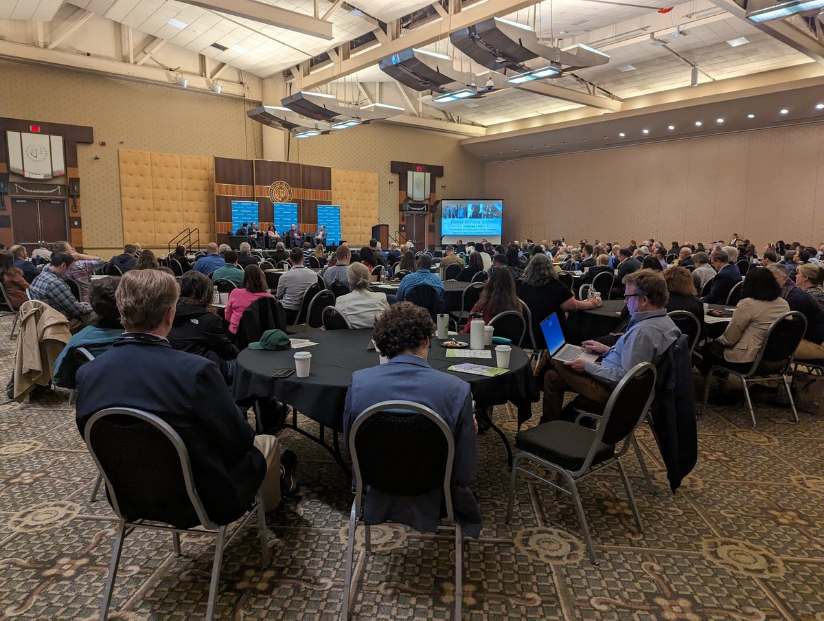 Full house this morning with inspiration from urbanist <a href="/Penalosa_G/">Gil Penalosa</a> Gil Penalosa at the 2024 Power of Place Summit!