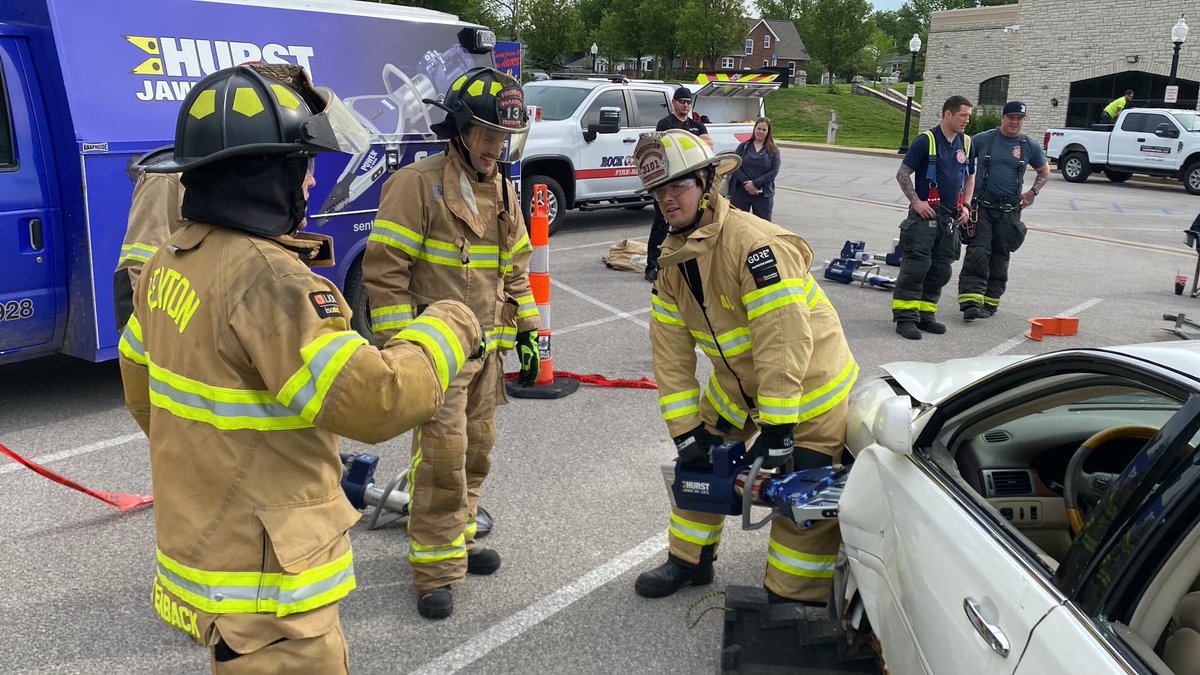 A great time at @SLUEMRes this week…traded out didactics for EMS Skills Day!