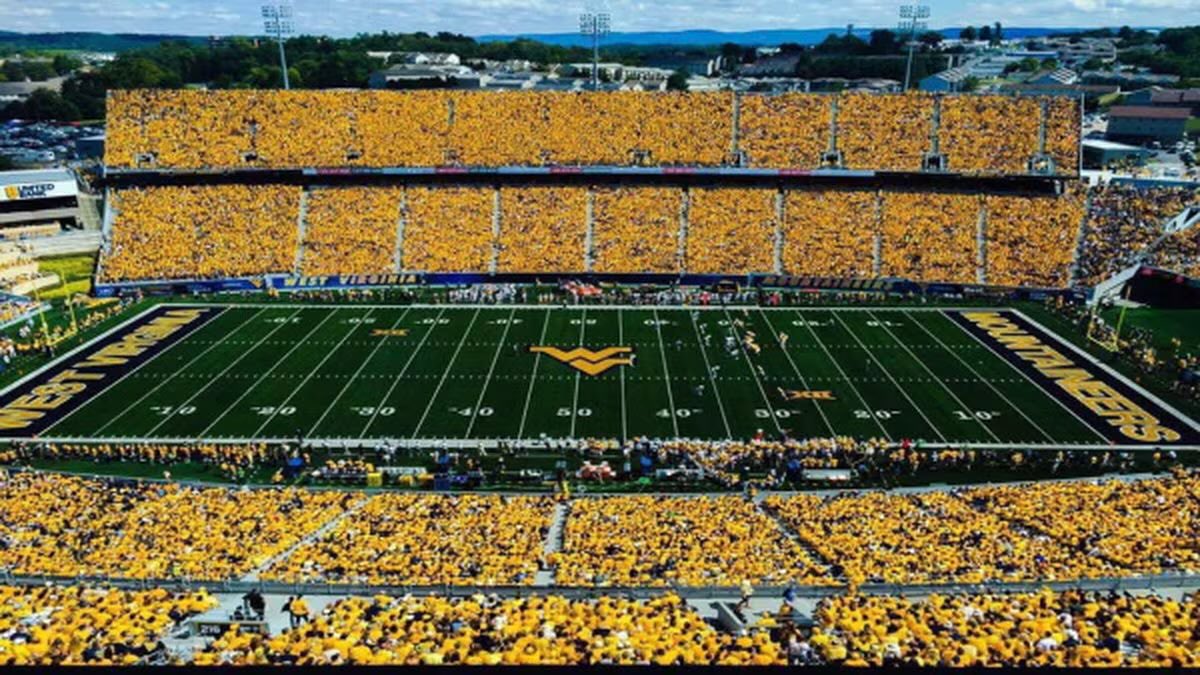 Big thanks to @Coach_Cab from @WVUfootball for stopping by East today and your interest in our players.