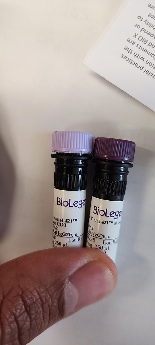 Hey @BioLegend, why the change in color-coding on the antibody tube caps?😤🎨 #LabLife