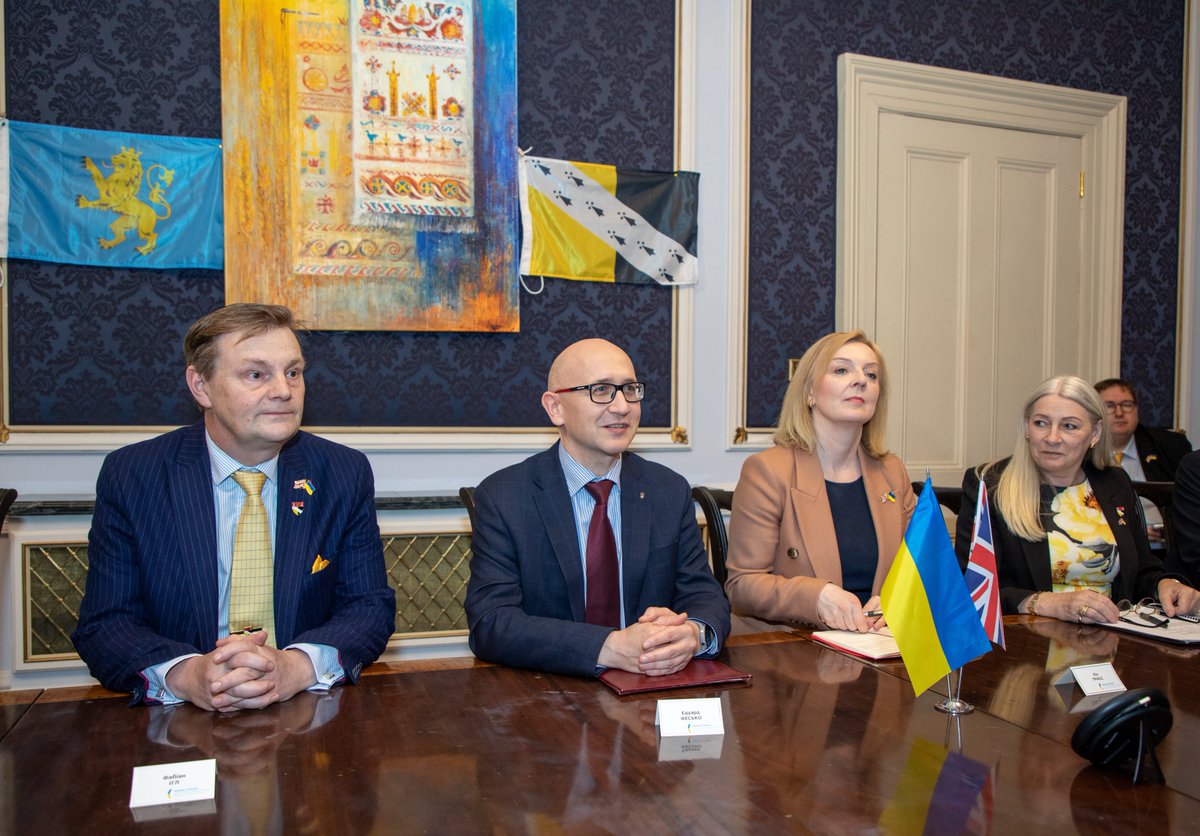 Two regions plan to embark on joint projects in trade, education, science and technology, IT, agriculture, arts, and healthcare spheres. There is a vast untapped potential for cooperation, bringing tangible benefits to local communities of the Lviv region and Norfolk!