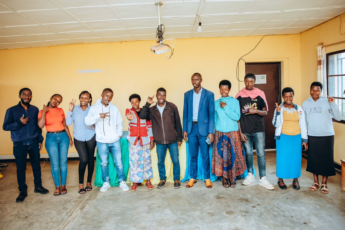 Day 2 of Community Youth Forum follow-up visits was in Rwankuba sector, @KarongiDistr Their forum focuses on youth unemployment, preventing GBV, and understanding consent. We were impressed by the progress in their saving group and provided a guide to empower their journey.