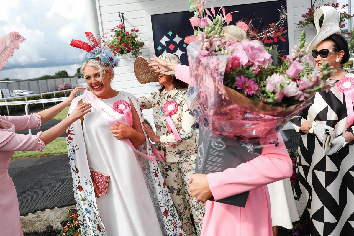 A look back at Ladies Day at Dundalk 2023!

What an amazing day it was, keep an eye out next week for full details of this years event on Friday 12th July!

#ladiesday #ladiesday2024 #everymomentmatters #goracing #horseracing #gogreyhoundracing

instagram.com/reel/C6gnefIoL…