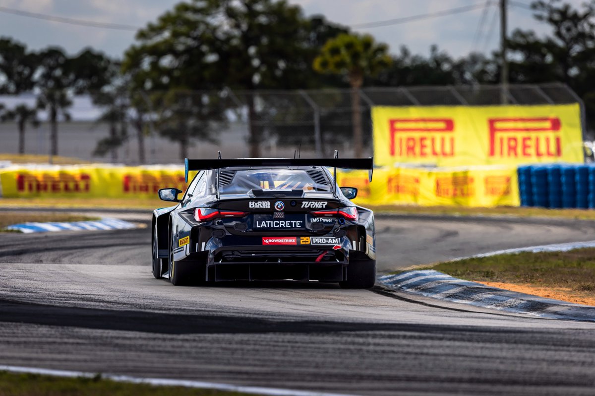 15 minutes left in the first session and we can confirm it's heating up out there 🥵 ⏱️ gt-world-challenge-america.com/watch-live #FanatecGT #GTWorldChAm #GTSebring