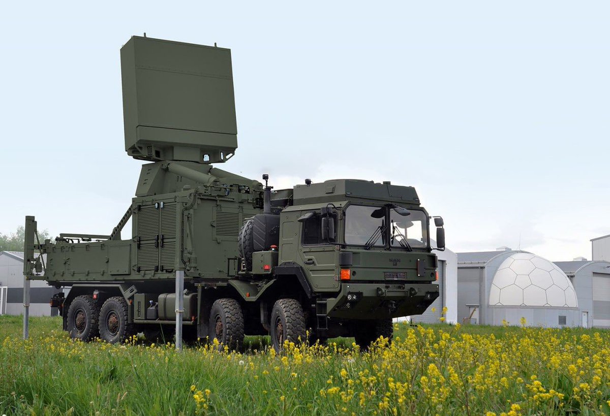 🇩🇪🇺🇦 Le constructeur Hensoldt livrera six systèmes radar TRML-4D à l'Ukraine d'ici la fin de cette année. Ils renforceront la défense aérienne.