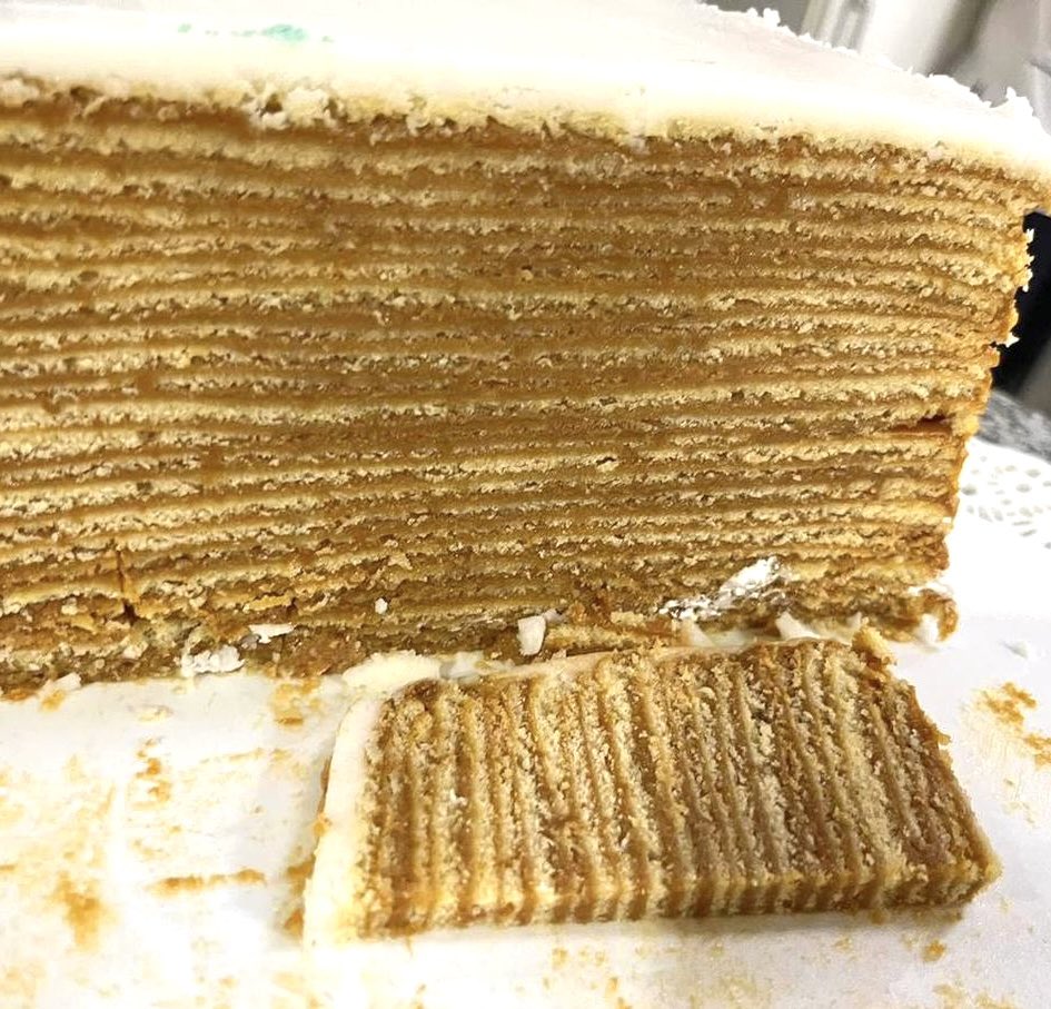 Se viene la Fiesta de la Torta Argentina y como todos los años es momento de recordarles que todavía están a tiempo de visitar Dolores y probarla.

Es un camino de ida, no entiendo como hacen para vivir sin haberla comido.