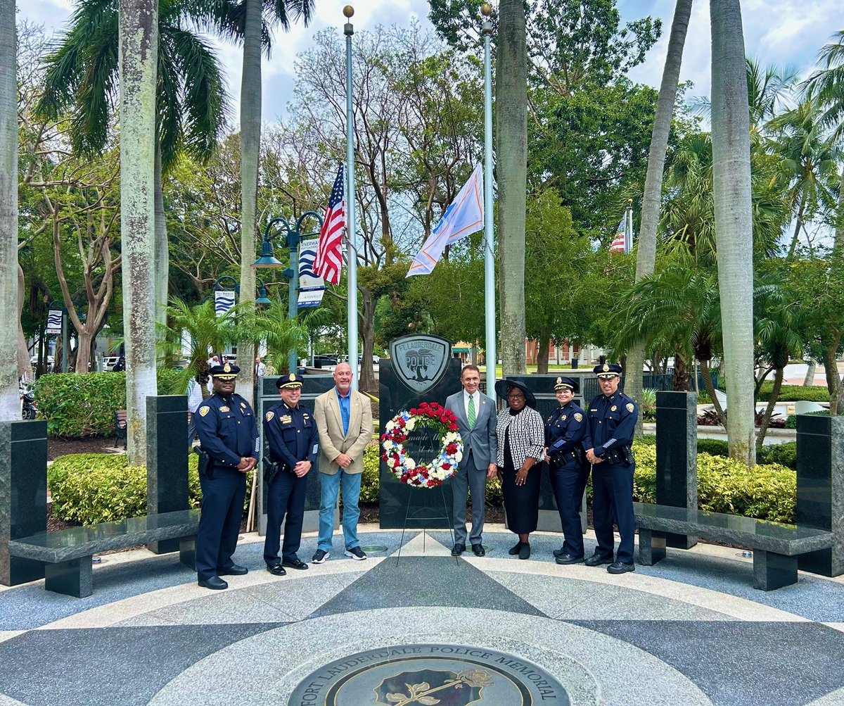Each Spring, the City of Fort Lauderdale comes together to remember the heroes who have made the ultimate sacrifice while serving the people of our great city. Please take a moment to join me in remembering our 13 fallen. • Sergeant R. DWIGHT JOHNSTON • Motorman DONALD E.