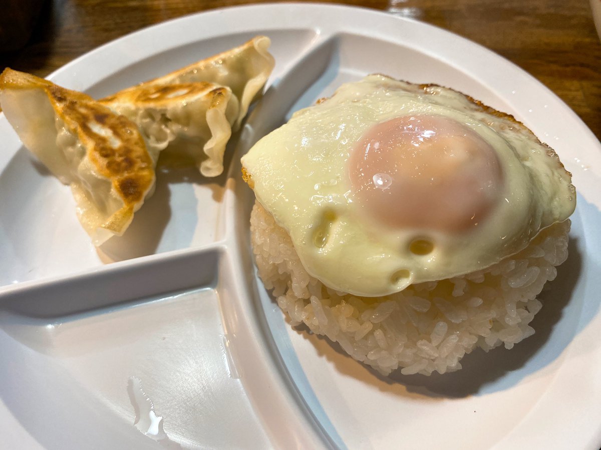 仕事終わりの晩飯はNAGAHAMAらーめん でした