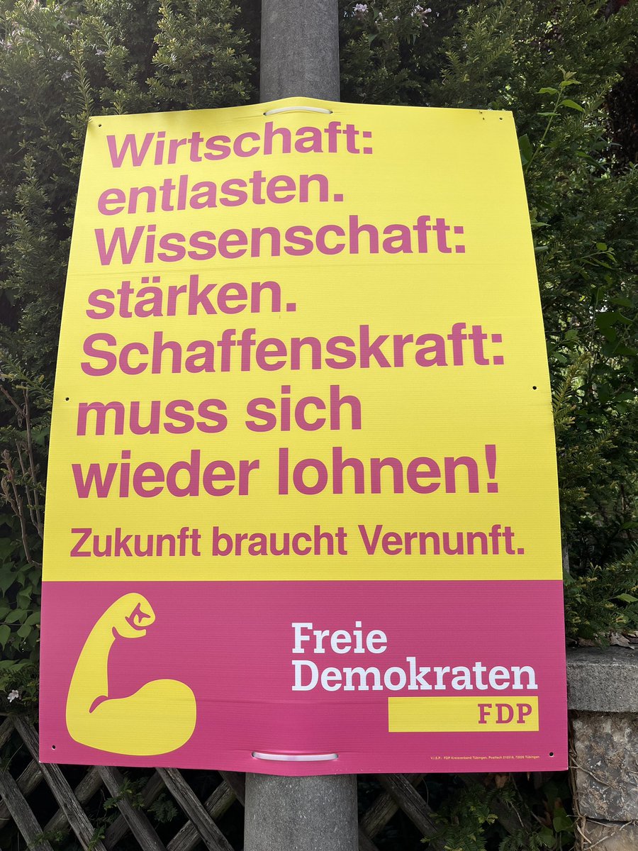 Liebe @fdp @fdpbt @starkwatzinger @BMBF_Bund, dieses Wahlplakat ist ja schon ein ziemlicher Etikettenschwindel wenn man bedenkt, dass ihr gerade durch die „Reform“ des #WissZeitVG massenhaft leistungsstarke Menschen aus der Wissenschaft vertreibt…#IchBinHanna #IchBinReyhan