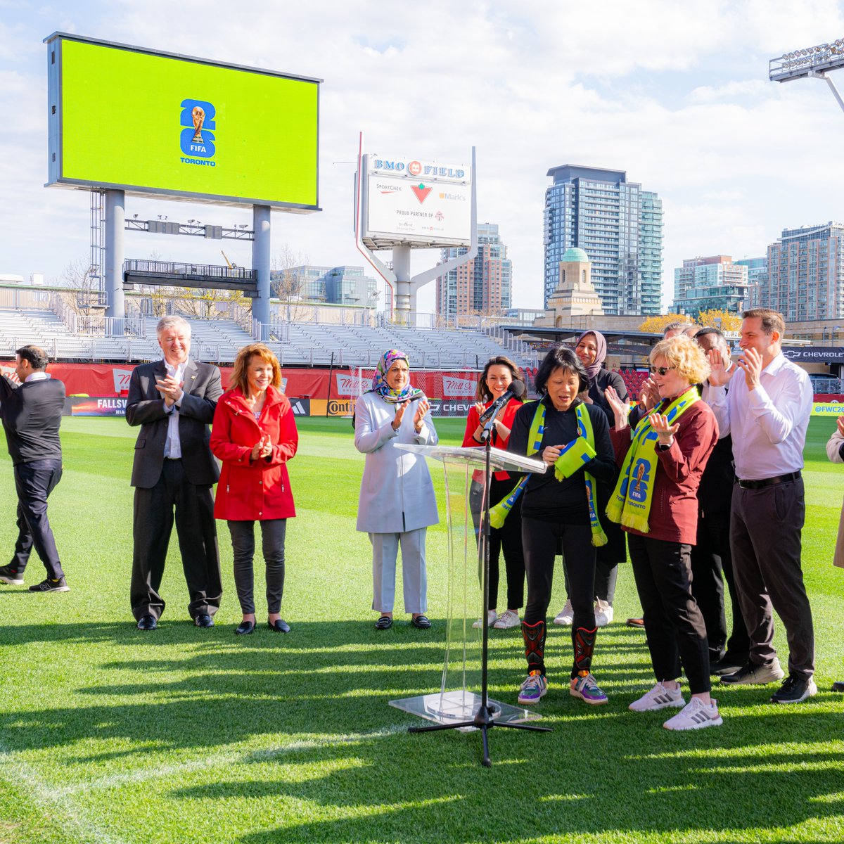 Big news on the field today: toronto.ctvnews.ca/feds-giving-to… 'Toronto will set an impressive stage to Canada as host of this international tournament.” – Carla Qualtrough, Federal Minister of Sport and Physical Activity #WeAreToronto #WeAre26