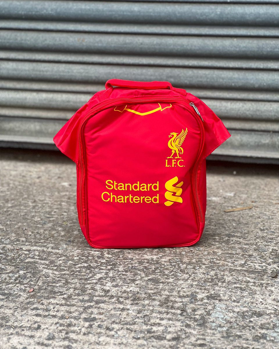 Kit Lunch Bags ❤️

We have these in Manchester United, Liverpool and Everton 🖤❤️💙

ebay.co.uk/sch/i.html?_dk…

#bandcsports #lunchbag #lunchbags #lunchbox #lunchboxideas #kitlunchbox #liverpoolfc #liverpoolfcfans #lfcfans #manchesterunitedfc #manchesterunited #everton #evertonfc