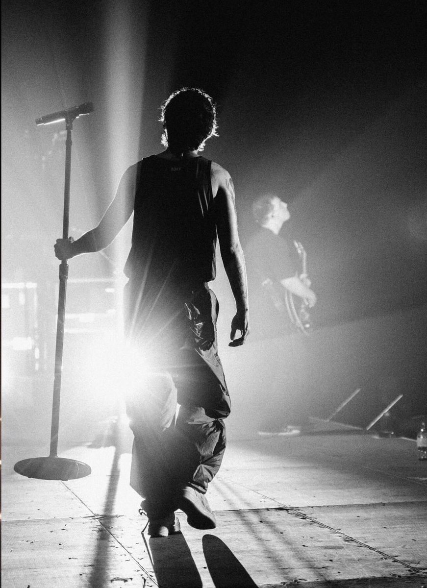 OT5loveupdate's tweet photo. 💙 More pictures from LTHQ of Louis on stage last night.
Amazing pictures as always
#FITFWTPanama #FITFWorldTour #LouisTomlinson
📸LTHQ https://t.co/e2eb5k4DAX