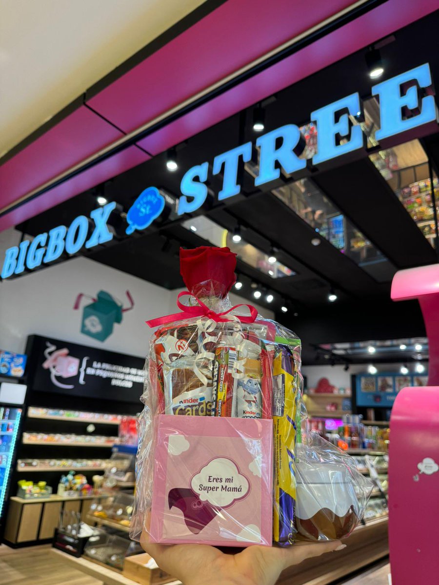 Llega el día de la Madre. Hemos preparado cestas Preciosas con rosas y tú podrás tener la tuya. Si buscas algo diferente para tu madre ven a vernos a @intuxanadu .