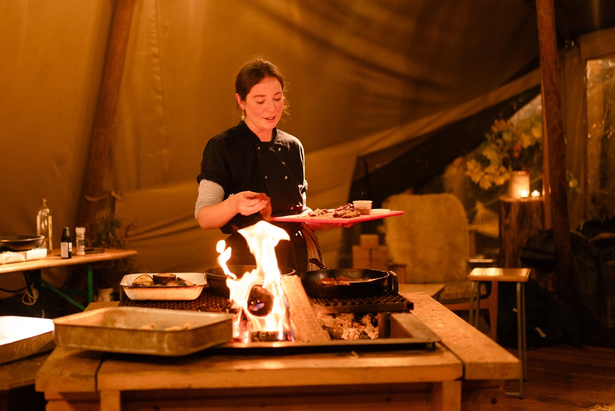 Follow the journey of Cairngorms Connect Venison from deer stalker to butcher to chef 🌲🍴 Cairngorms Connect Venison Masterclass Wednesday, 19th of June, 5:30 – 9:30 pm bit.ly/venison-master… Photo: Rupert Shanks