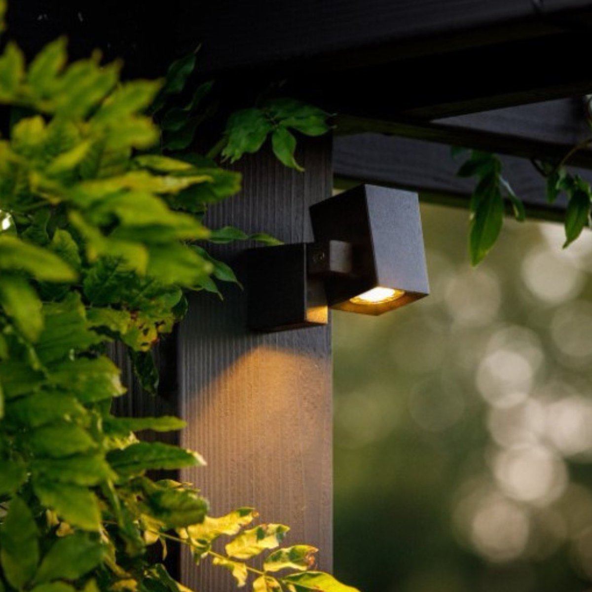 Searching for a sleek wall light to complement your existing lighting setup? Your quest ends here with our 12V Quartz Wall Light! 💡

#dreamhome #homeinspo #lightingdesign #outdoorliving #outdoor #homedecor #design #gardendesign #interiordesign #gardendesigner #landscapedesign