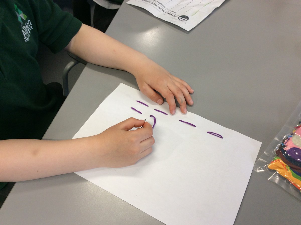AlbionPrimary's tweet photo. Year 2 have been practicing their stitching skills in preparation for making their hand puppets later this term. It is much tricker than it looks, but we think they did great! Well done Year 2 for showing our resilience value!
#APSDT
#APSYear2 https://t.co/ByLQiQHJiq