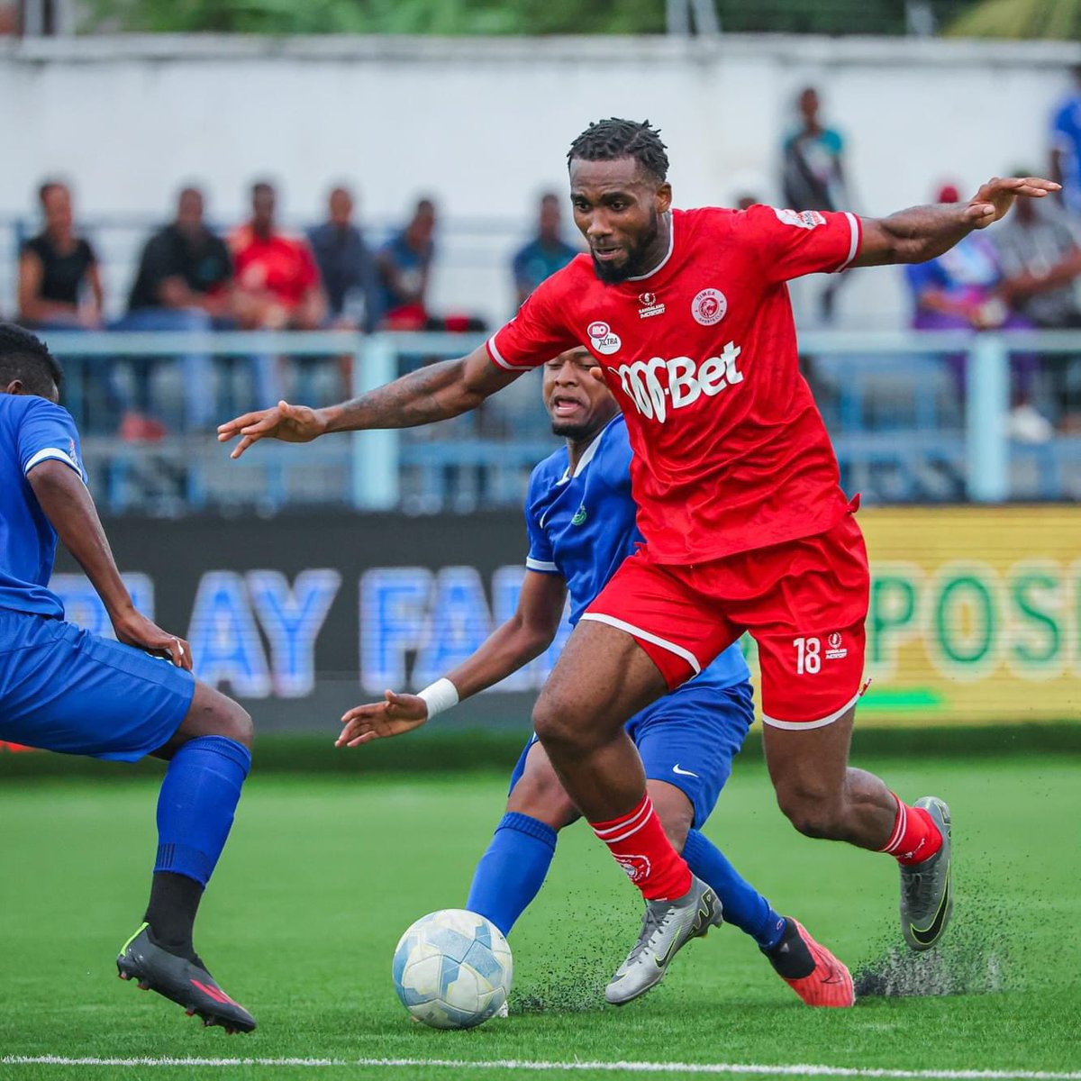 Goals from Freddy Michael and Karabaka helped Simba to beat Mtibwa Sugar 2-0 today. ✨ • 23 games • 50 points • 3rd position …plus one more outstanding game left. 🇹🇿 Simba fans, who’s your man of the match from this game? 🤩 #AfricanFootball #NguvuMoja 🦁