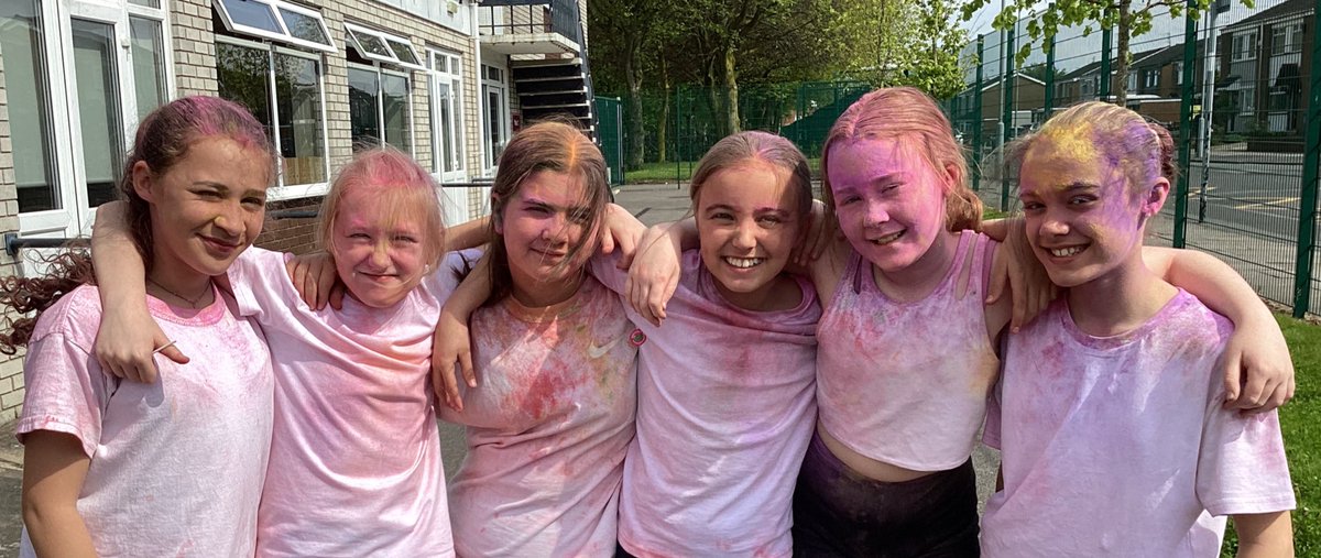 Colour Run 2024 🌈🎨 Yesterday, we helped raise money for @cashforkidsliv and supported @SamThompsonUK in his 1 million steps school challenge! Well done year 6! #RPEnrichment