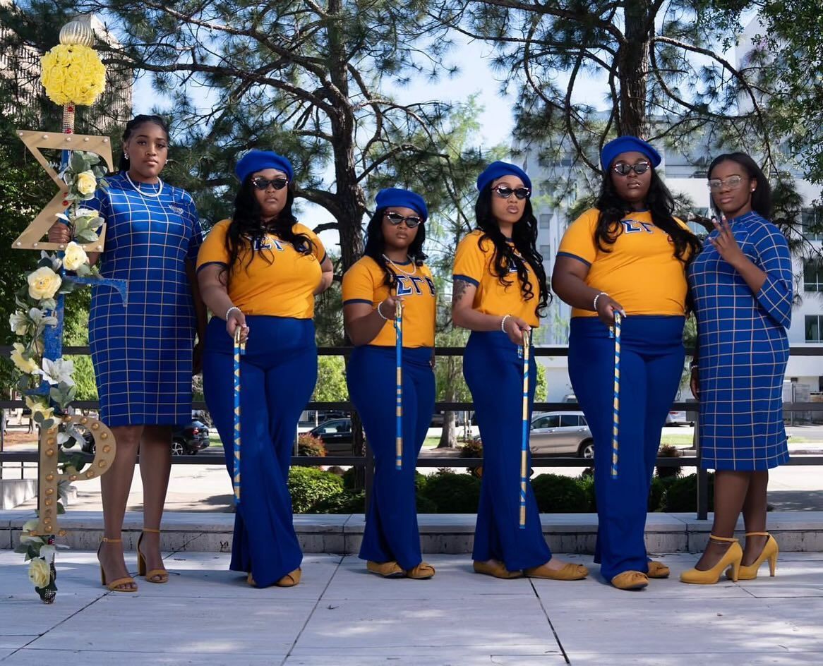Congrats to the newest members of Sigma Gamma Rho at Southeastern Louisiana University in Hammond, Louisiana! 💙💛 Let’s all show them some love!

📷: @greaterworksgallery 
@piiota_poodles
#SigmaGammaRho #SGRho