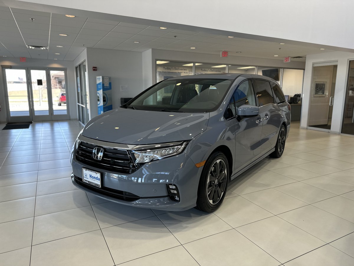 Experience family adventures in style with the 2024 Honda Odyssey Sport! 🚙✨ From soccer games to road trips, this minivan is designed to make every journey unforgettable.

Shop now: bit.ly/3xPnP7q

#ilovepohanka #hondaofchantilly #chantillyva #odyssey #familyvehicle