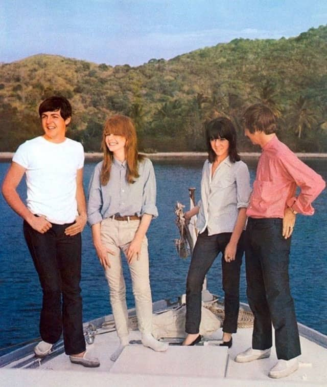 3 May 1964: Paul McCartney, Jane Asher, Ringo Starr and Maureen Starkey fly to the Virgin Islands. 'Things We Said Today was written on a boat, on holiday, in the Virgin Islands… I could lock the world out, and I'd sit there and strum away.' See more: beatlesbible.com/1964/05/03/pau…