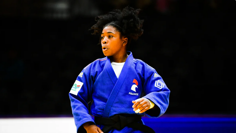 Battue en finale, Sarah-Léonie Cysique (-57kg) empoche la médaille d’argent pour le clan tricolore.

#actusport #JudoDushanbe #GoLesBleus #FierdEtreJudoka