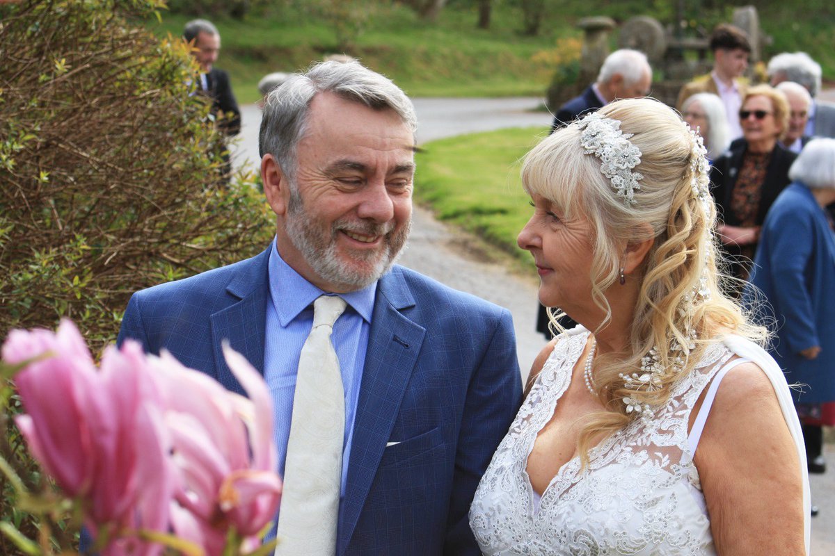 They said ‘I do’! 💙 💍 🎉 Remember Linda and Richard, who met and fell in love at one of our bereavement groups after losing their spouses? Well, they are now husband and wife after tying the knot! 💙 💙 💙