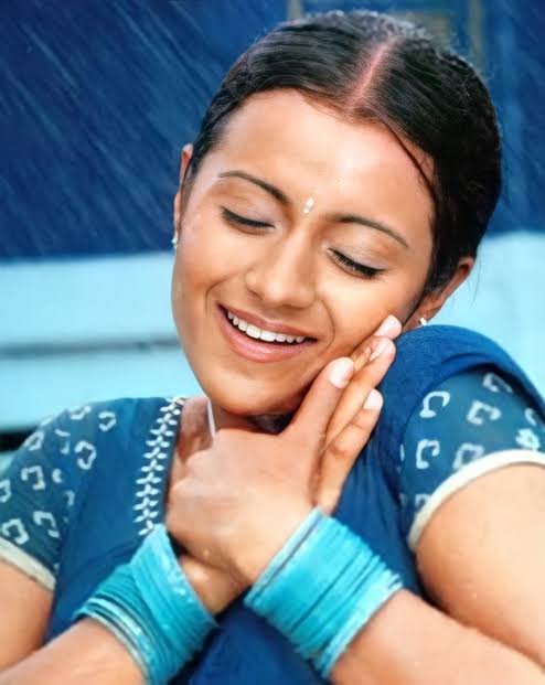 GMqbWqZWQAArPry?format=jpg&name=small