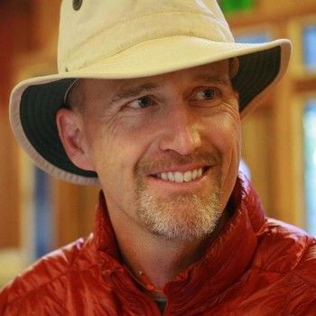 In podcast #2 on this page, Gossamer Gear's Founder Glen Van Peski discusses his favorite annual backpacking trip, generosity, and how to stop someone from snoring!
buff.ly/49BCQGY