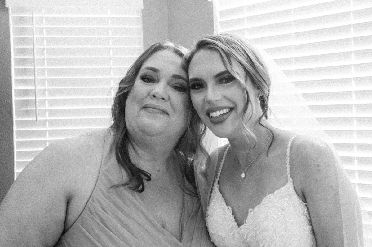 CONGRATS MOMMA! So so so proud of you! - all of us 💗
#gcu2024 #gcugrad #gcu💜