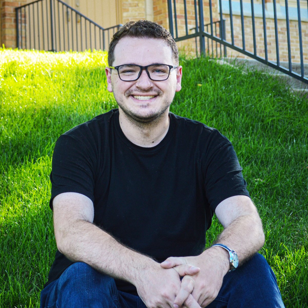 UNC's smaller class sizes offer these experiences that gave Class of 2024 Graduate, Charlie Johnston a great appreciation for UNC as he moves forward on a path to become a doctor. Read more graduate stories here: unco.edu/news/articles/…. #UNCBears #Celebrate #GradStories