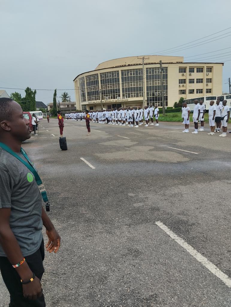 followlastma's tweet photo. #HappeningNow
#Day2
#3DaysTrainingCourse
#LASTMACadetOfficers
#EveningDrills
#FollowLASTMA
@Sola_Giwa
@Gidi_Traffic
@trafficbutter
@TrafficChiefNG https://t.co/aG56phDIQ5