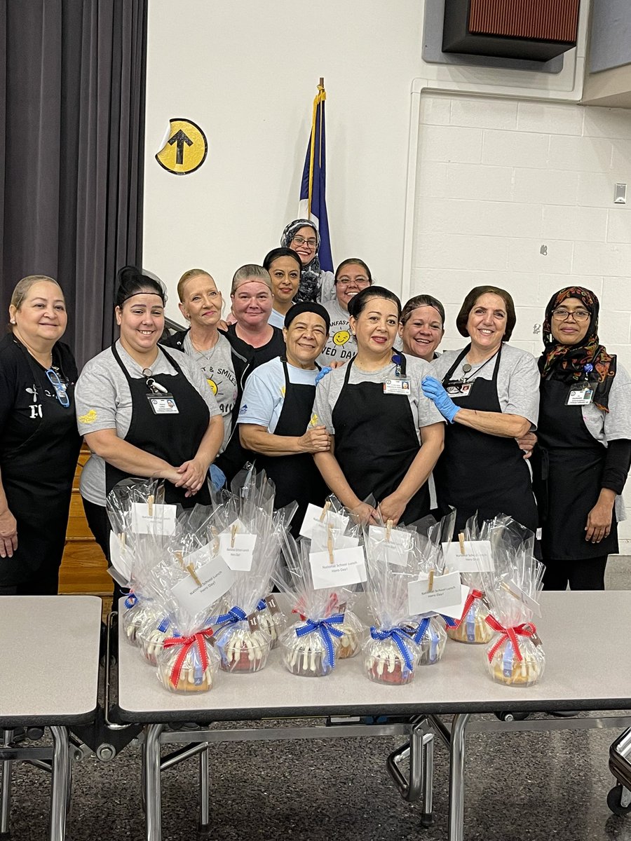 Huge shout out to @CyFairISD for giving us the best lunch hero’s! We are so lucky to have them! @PowerUpCafe