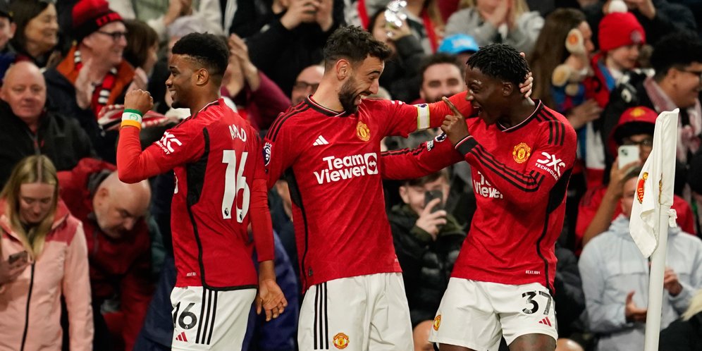 Pembelaan Erik Ten Hag Soal Pertahanan Keropos Manchester United: Gimana Mau Solid Kalau Cedera Semua? dlvr.it/T6MyZQ (BolaNet)