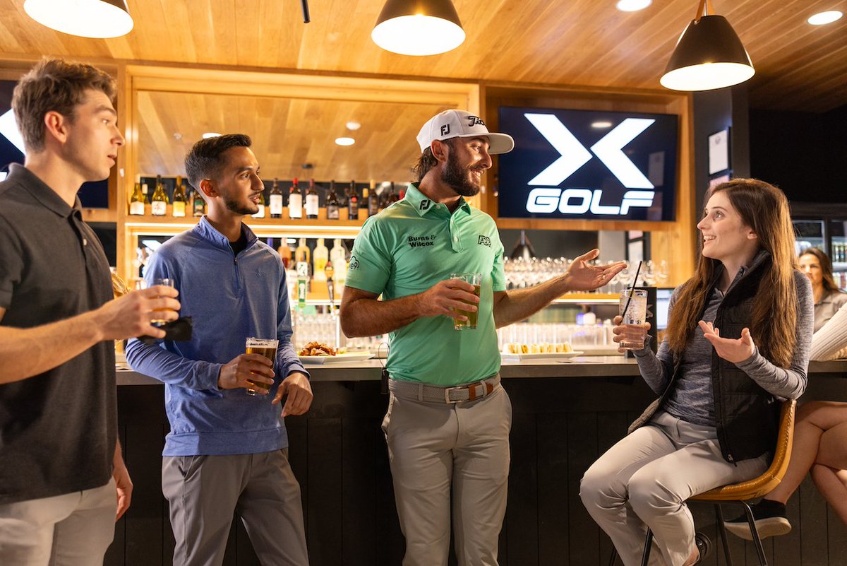 Caption This: What is Max saying here? 🤔

#XGolf #IndoorGolf #Golf #MaxHoma #FriscoTx #GolfSimulator