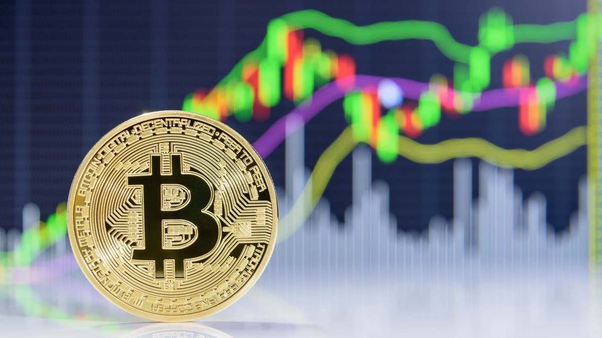 Bitcoin price rallies above $61k on weak jobs data, analyst says the bottom is in kitco.com/news/article/2… #kitconews