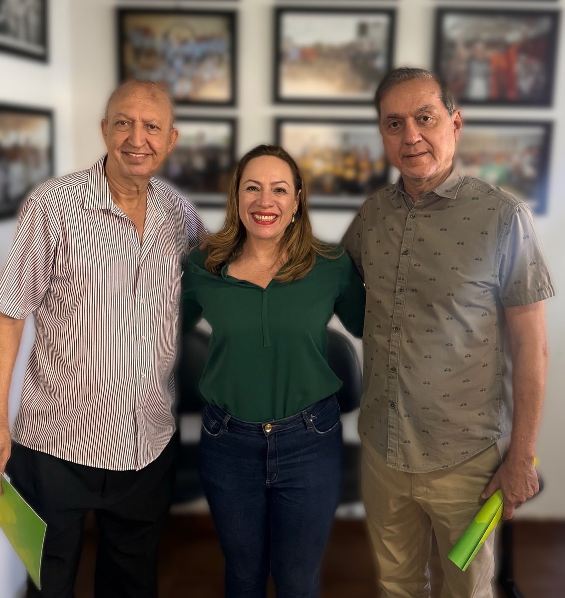 Grande honra em receber hoje o apoio de dois grandes nomes da Comunicação Política no Estado de Goiás, Helton Lenine e Luis Bittencourt, estou muito feliz em poder ouvir deles a vontade de Somar por Goiânia. Vamos juntos imbuídos no propósito de cuidar da nossa querida capital e…